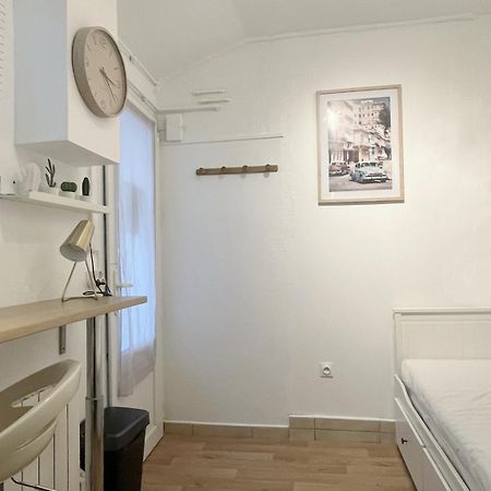 #1 Petit Studio Pres Du Metro L9 Bagnolet Eksteriør billede