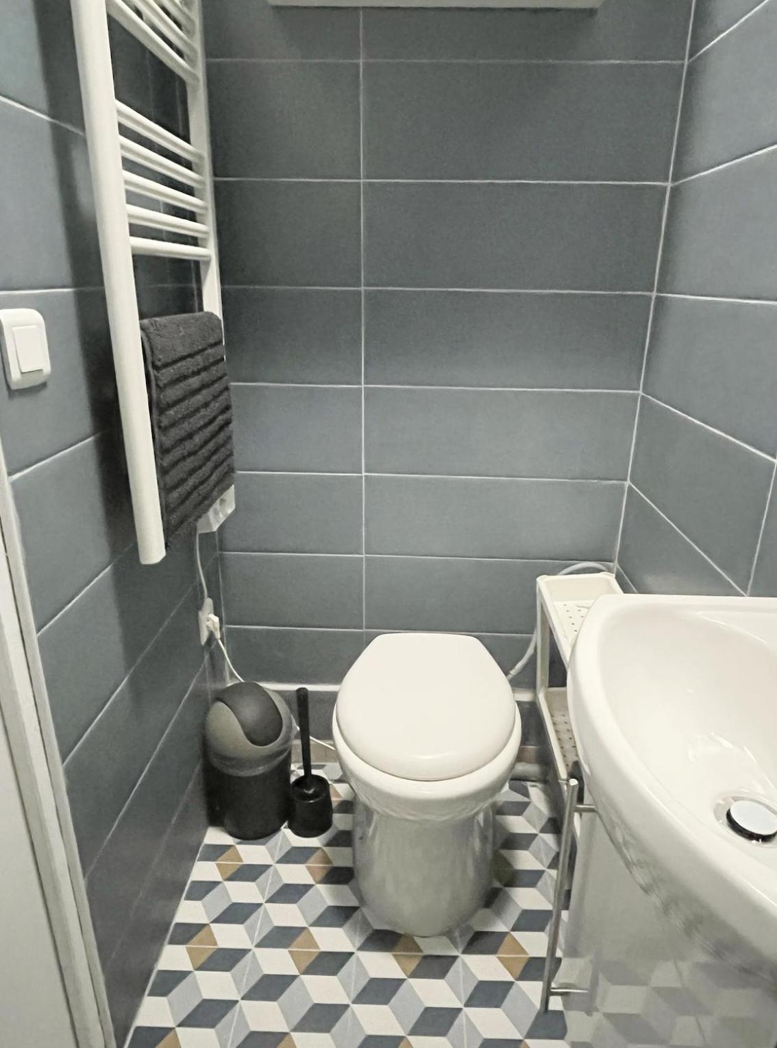 #1 Petit Studio Pres Du Metro L9 Bagnolet Eksteriør billede